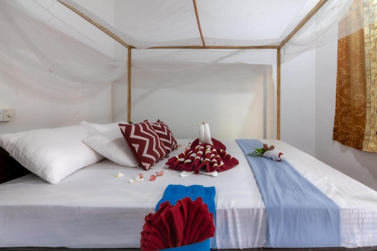 Comfort Beach Hotel Arugam Bay Bagian luar foto