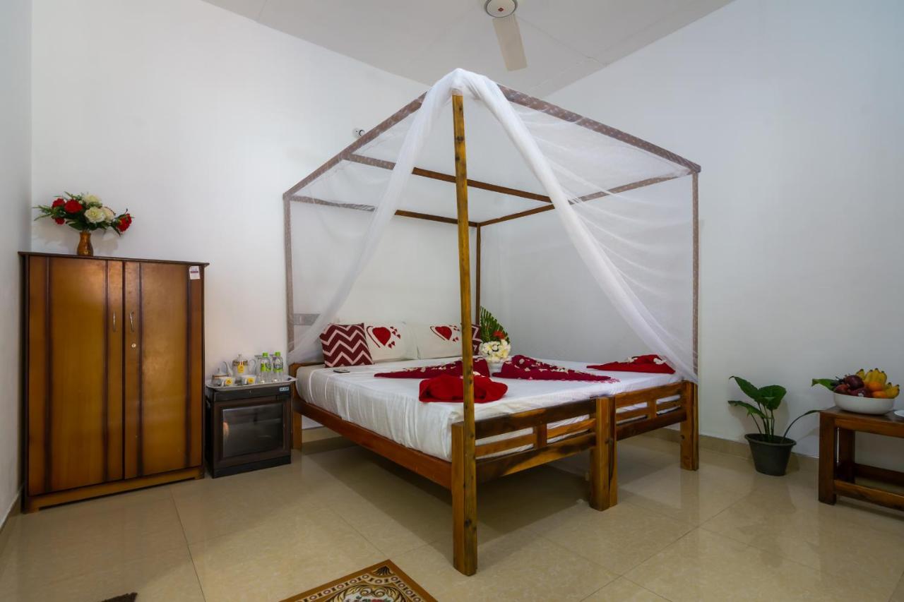Comfort Beach Hotel Arugam Bay Bagian luar foto