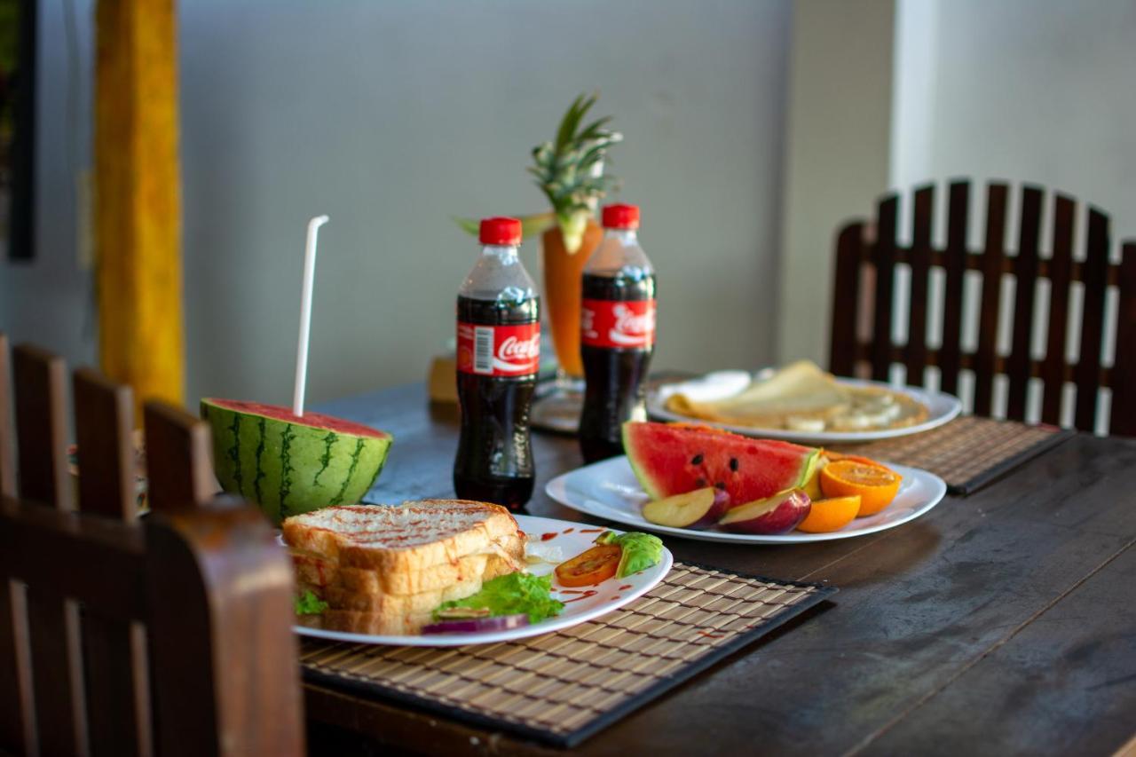 Comfort Beach Hotel Arugam Bay Bagian luar foto