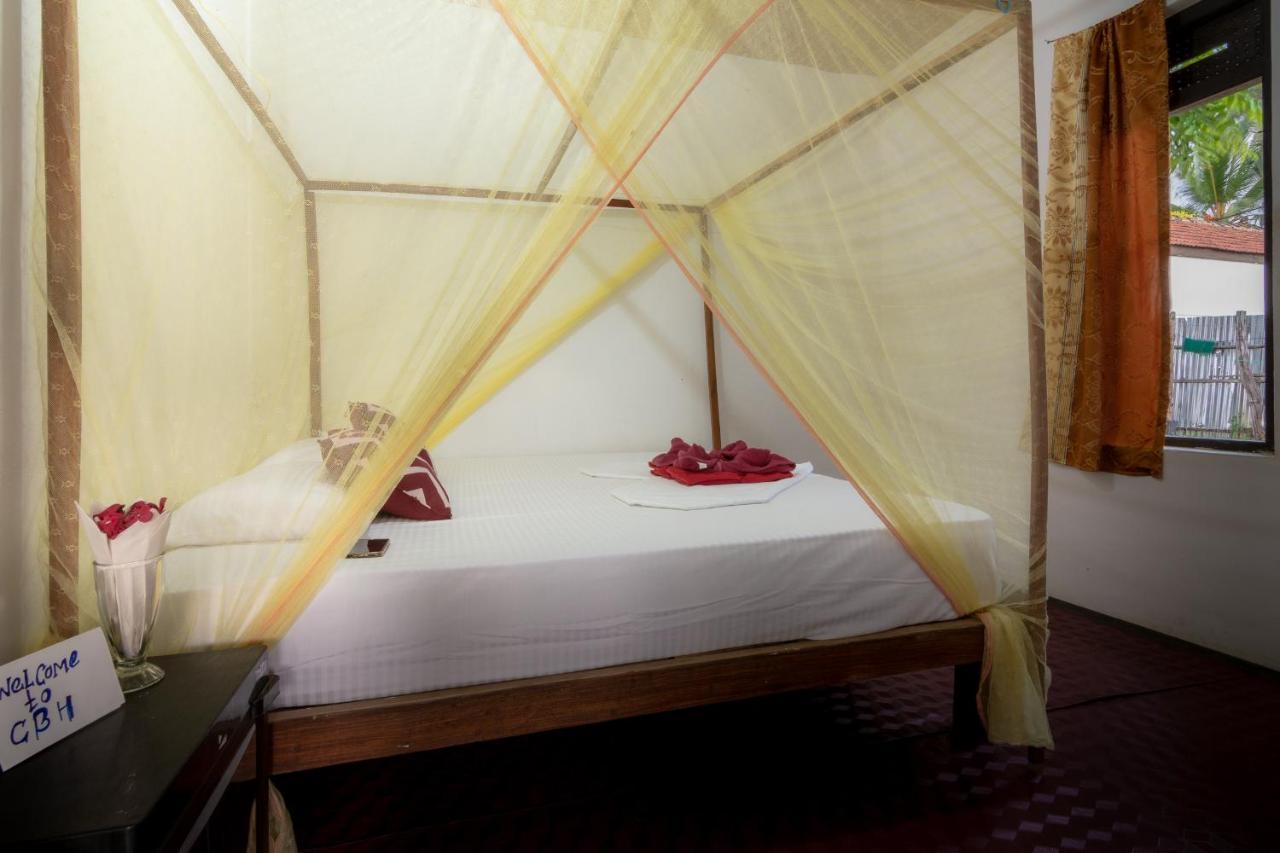 Comfort Beach Hotel Arugam Bay Bagian luar foto