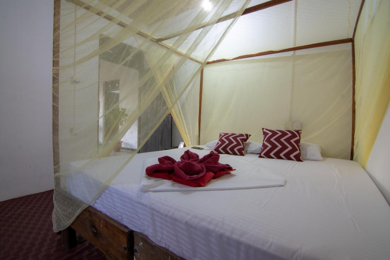 Comfort Beach Hotel Arugam Bay Bagian luar foto